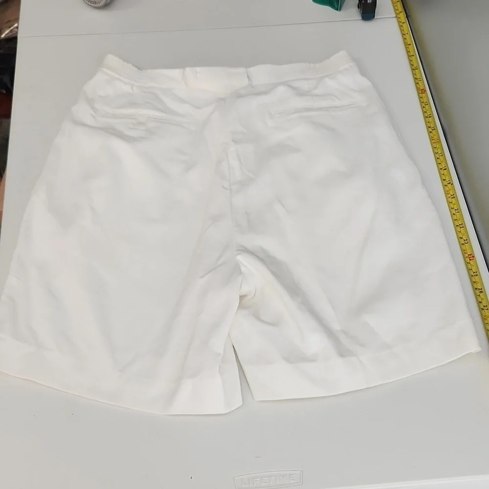 Izod Club shorts Size 16 womens Corduroy High waisted white